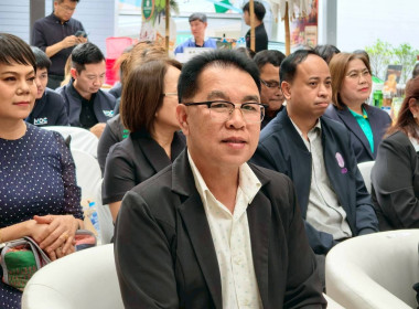 ร่วมพิธีเปิดกิจกรรมส่งเสริมการตลาด “พาณิชย์ พาช็อป @ ... พารามิเตอร์รูปภาพ 2