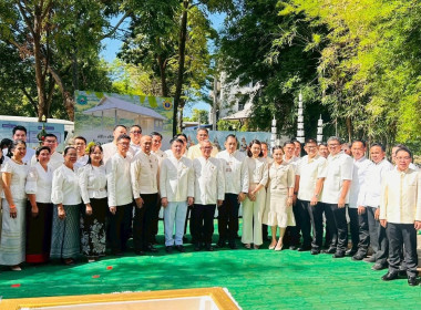 ร่วมพิธีวางศิลาฤกษ์อาคารห้องเรียนธรรมชาติและพิธีทอดผ้าป่ามหากุศลเพื่อการศึกษา วัดกฤษณเวฬุพุทธาราม (วัดไผ่ดำ) จ.สิงห์บุรี ... พารามิเตอร์รูปภาพ 1