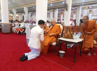 ร่วมพิธีวางศิลาฤกษ์อาคารห้องเรียนธรรมชาติและพิธีทอดผ้าป่ามหากุศลเพื่อการศึกษา วัดกฤษณเวฬุพุทธาราม (วัดไผ่ดำ) จ.สิงห์บุรี ... พารามิเตอร์รูปภาพ 2