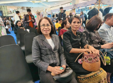 ร่วมเป็นเกียรติในพิธีเปิดมหกรรมหม่อนไหม 4 ภาค ประจำปี 2569 พารามิเตอร์รูปภาพ 5