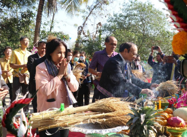 ร่วมงานบุญข้าวคูณลานกุ้มข้าวใหญ่ประจำปี 2566 พารามิเตอร์รูปภาพ 11